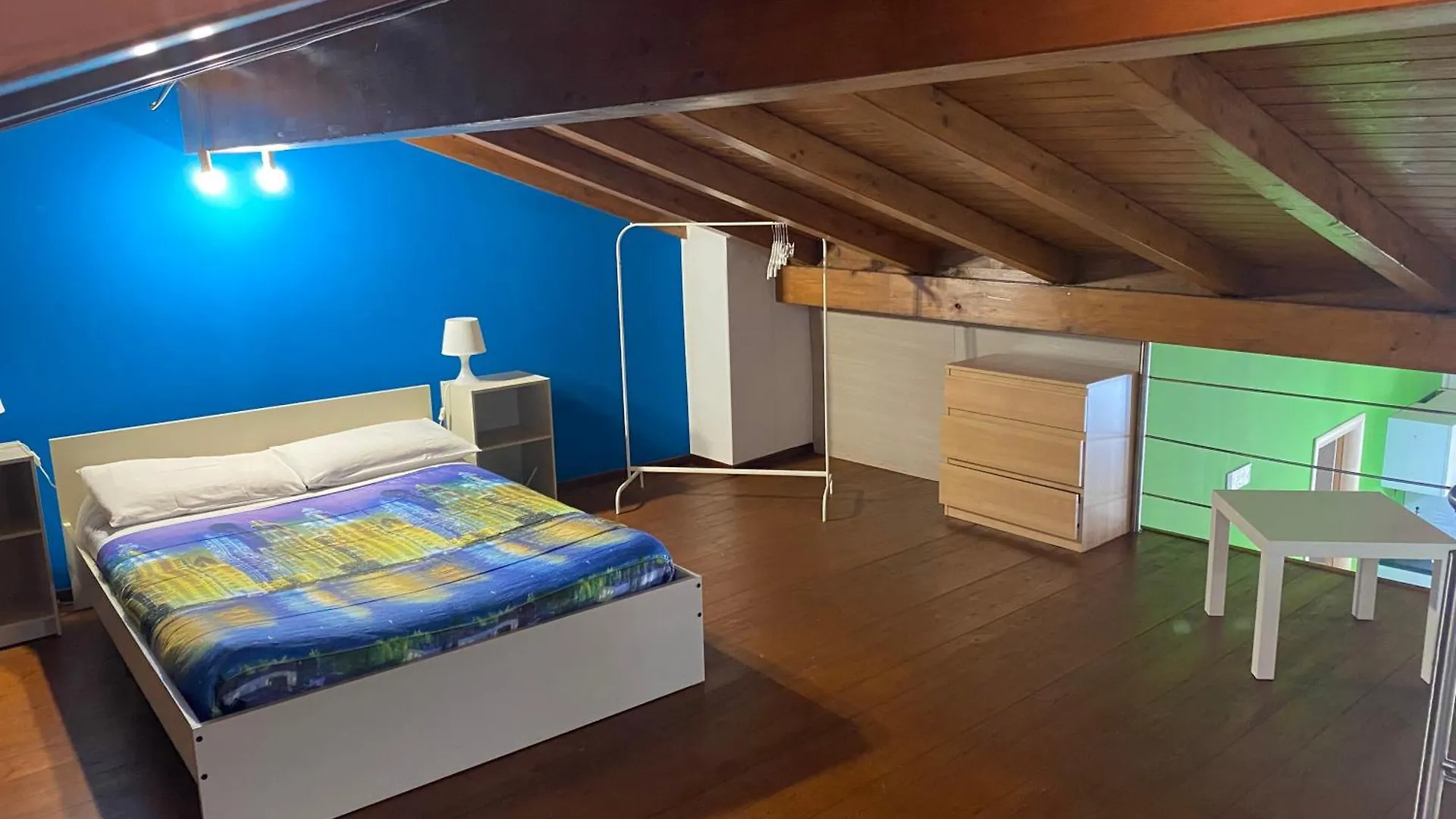 The “B” House Apartment Catania