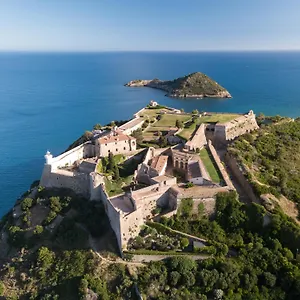 la-rocca-porto-ercole-grosseto.it-tuscanyhotel.com/