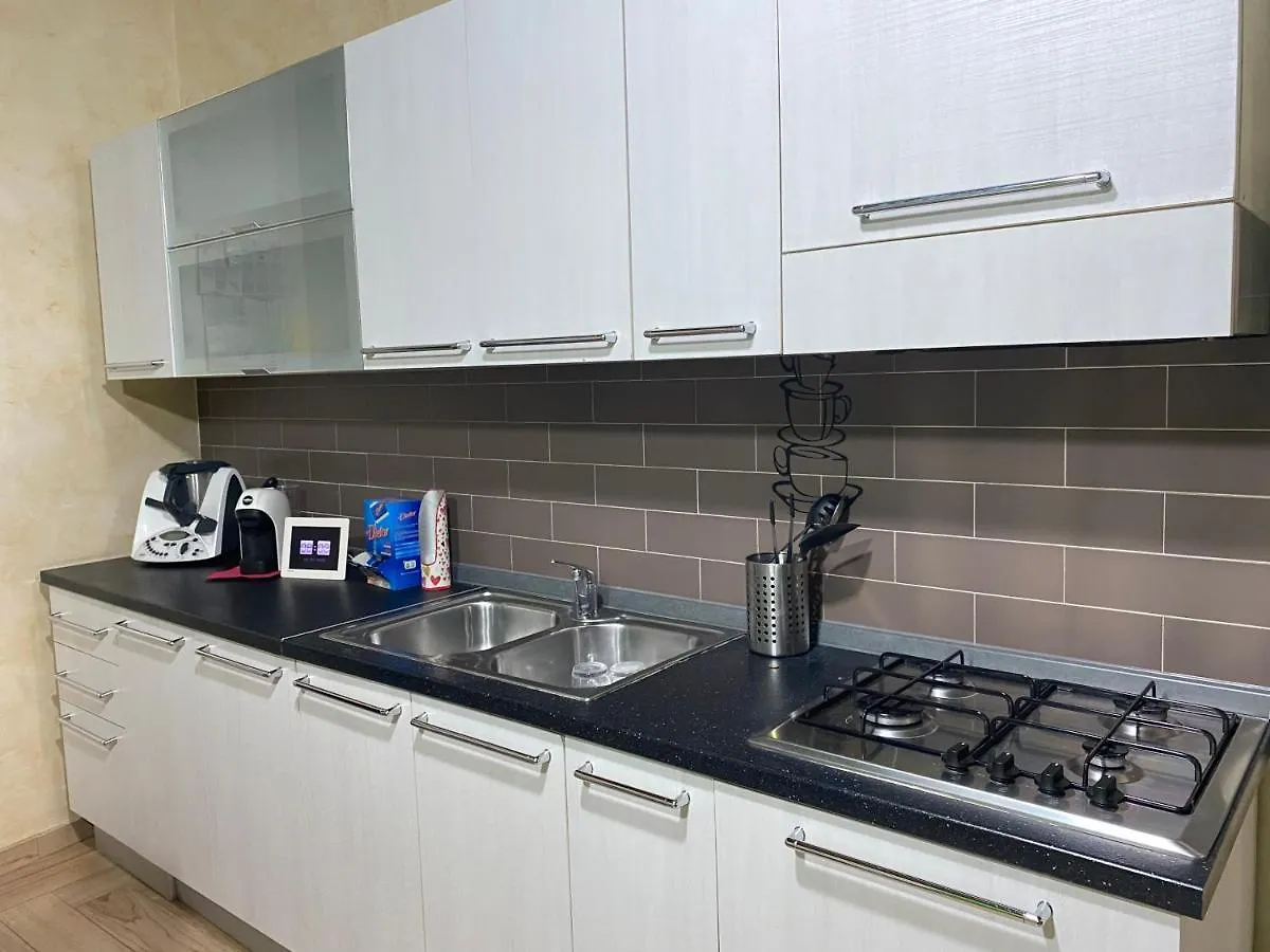 The “B” House Apartment Catania